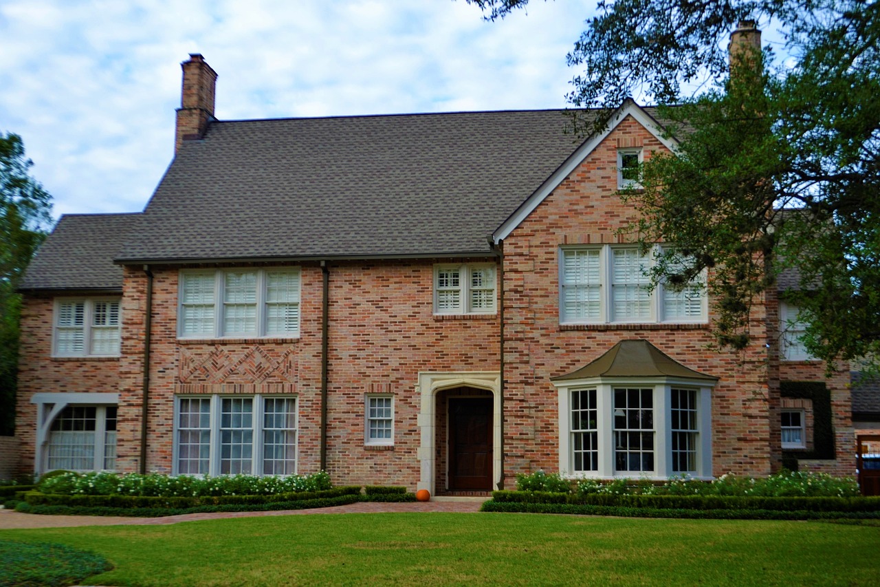  residential roofing services